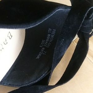 BAMBOO Shoes - Bamboo black velvet gladiator ribbon size 7.5 BAMBOO Shoes - Bamboo black velvet gladiator ribbon size 7.5